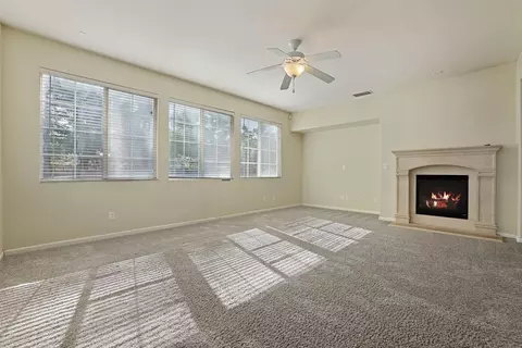 Living - 28272 S Zephyr Dr, Tracy, CA 95304 photo 10 of 12
