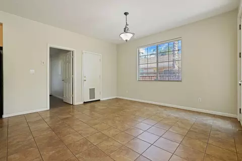 Living - 28272 S Zephyr Dr, Tracy, CA 95304 photo 8 of 12
