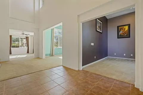 Entry Way - 28272 S Zephyr Dr, Tracy, CA 95304 photo 2 of 14