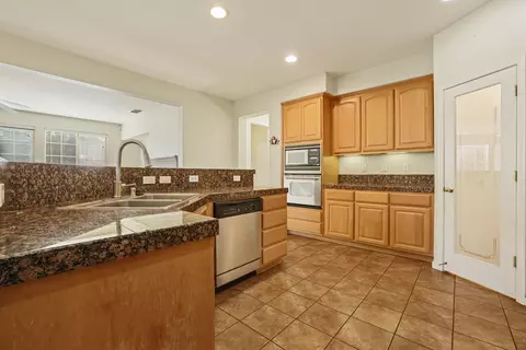 Kitchen - 28272 S Zephyr Dr, Tracy, CA 95304 photo 3 of 3