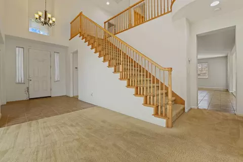 Entry Way - 28272 S Zephyr Dr, Tracy, CA 95304 photo 5 of 14