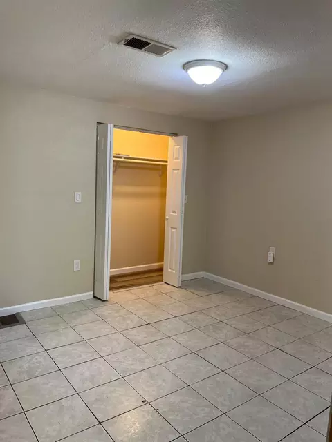 4675 Fleming Way, Olivehurst, CA 95961 photo 12