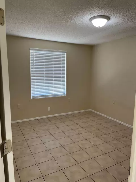 4675 Fleming Way, Olivehurst, CA 95961 photo 16