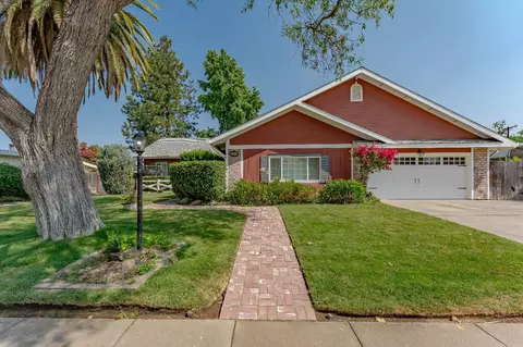 3616 Comstock Way, Carmichael, CA 95608 photo 3