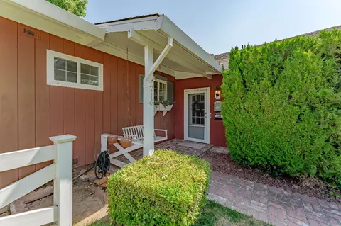 3616 Comstock Way, Carmichael, CA 95608 photo 4