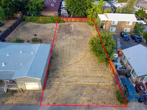 213 Fig St, Roseville, CA 95678