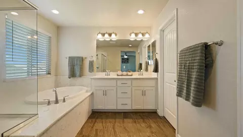 2467 Judd Ln, Turlock, CA 95380 photo 27