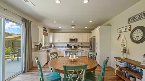 2467 Judd Ln, Turlock, CA 95380 photo 18