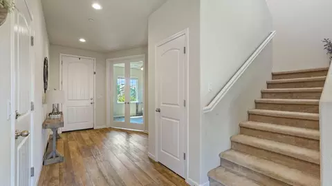 2467 Judd Ln, Turlock, CA 95380 photo 3