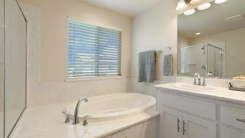 2467 Judd Ln, Turlock, CA 95380 photo 28