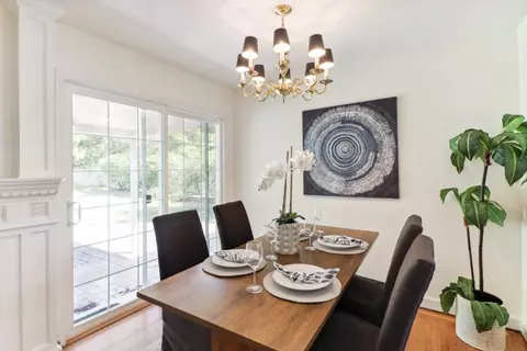 Dining - 6229 Kiernan Dr, Carmichael, CA 95608 photo 2 of 4