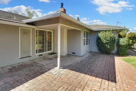 Exterior - 6229 Kiernan Dr, Carmichael, CA 95608 photo 9 of 11
