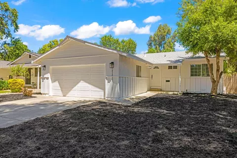 1512 L St, Davis, CA 95616 photo 1
