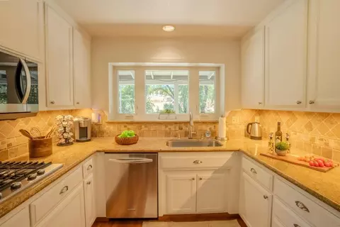Kitchen - 2123 Lotus Rd, Placerville, CA 95667 photo 3 of 3