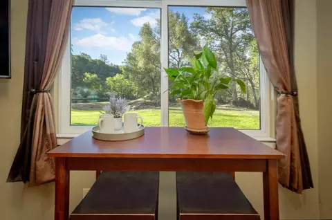 Dining - 10384 Wolf Rd, Grass Valley, CA 95949 photo 1 of 2