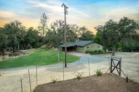 Exterior - 10384 Wolf Rd, Grass Valley, CA 95949 photo 21 of 25
