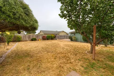 Exterior - 309 Sequoia St, Salinas, CA 93906 photo 7 of 8