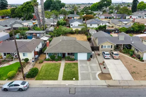 View/Area - 309 Sequoia St, Salinas, CA 93906 photo 2 of 7