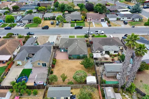 View/Area - 309 Sequoia St, Salinas, CA 93906 photo 6 of 7