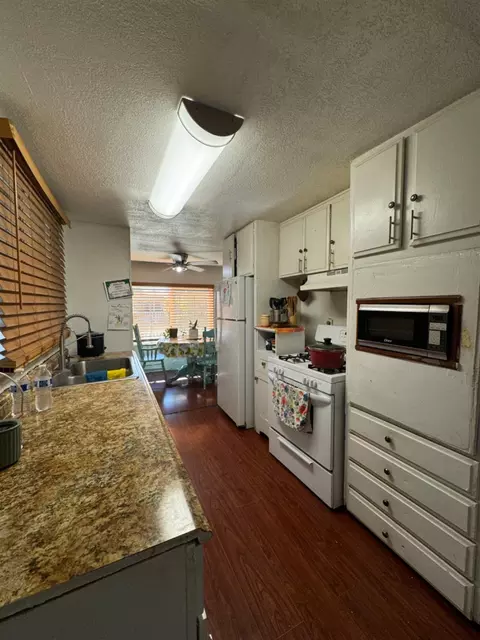 2030 E Grayson Rd #SPC 30, Ceres, CA 95307 photo 5