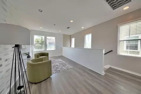 Entry Way - 1264 Academy Dr, Lathrop, CA 95330 photo 11 of 21