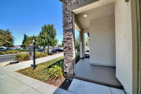 Exterior - 1264 Academy Dr, Lathrop, CA 95330 photo 14 of 16