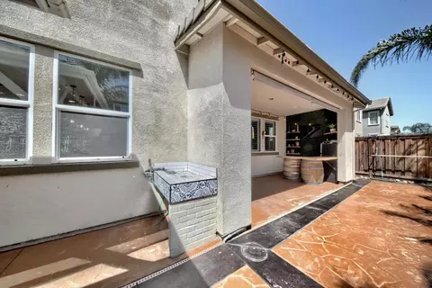Exterior - 1264 Academy Dr, Lathrop, CA 95330 photo 5 of 16