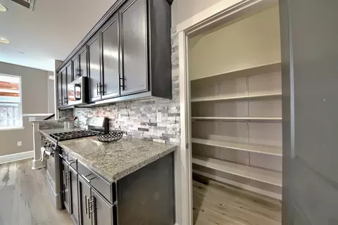 Kitchen - 1264 Academy Dr, Lathrop, CA 95330 photo 8 of 10