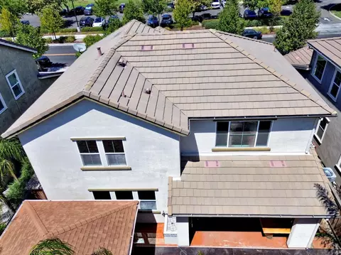 Exterior - 1264 Academy Dr, Lathrop, CA 95330 photo 8 of 16