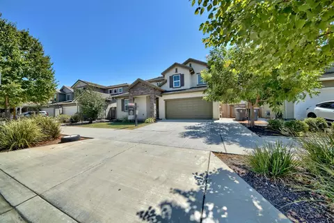 Exterior - 1264 Academy Dr, Lathrop, CA 95330 photo 11 of 16