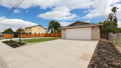4100 Anna Ave, Keyes, CA 95328 photo 2