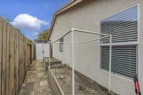 Exterior - 4321 Middlebury Way, Mather, CA 95655 photo 9 of 11