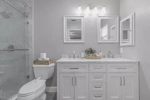 Bath - 4321 Middlebury Way, Mather, CA 95655 photo 3 of 4