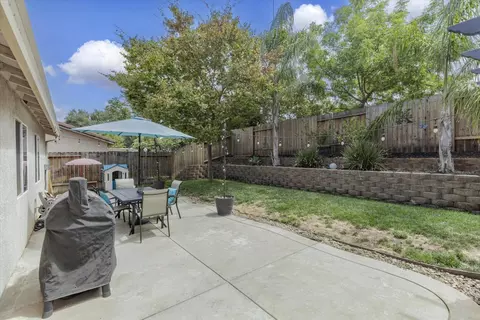 Exterior - 4321 Middlebury Way, Mather, CA 95655 photo 8 of 11