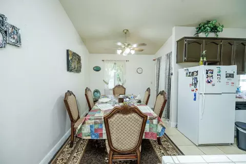 Dining - 524 Sunday Dr, Turlock, CA 95382 photo 1 of 1