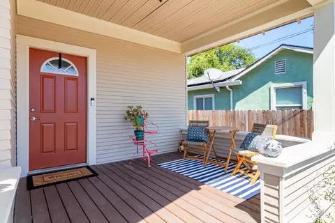 211 N Walnut Ave, Ripon, CA 95366 photo 4