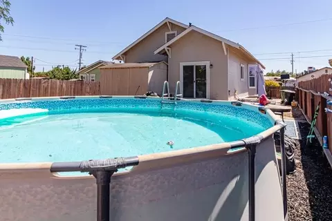211 N Walnut Ave, Ripon, CA 95366 photo 27
