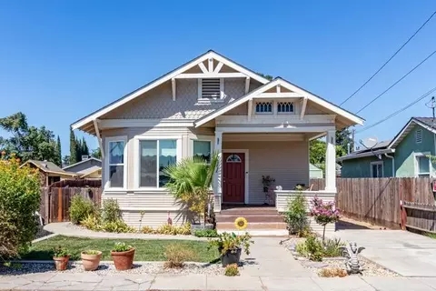 211 N Walnut Ave, Ripon, CA 95366 photo 1