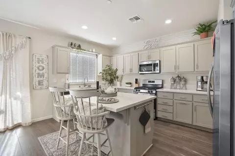 3609 Landmark Cir, Modesto, CA 95356 photo 19