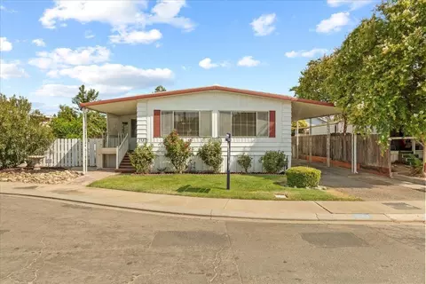2137 Key West Ln, Modesto, CA 95350 photo 1