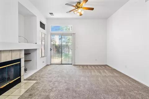 Living - 1729 Laurelgrove Ln, Tracy, CA 95376 photo 1 of 5
