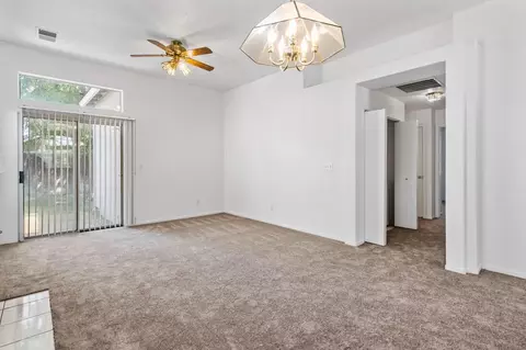 Living - 1729 Laurelgrove Ln, Tracy, CA 95376 photo 3 of 5