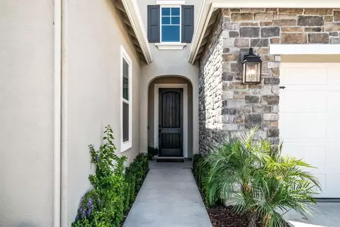 2854 Mcintosh Dr, Lodi, CA 95242 photo 2