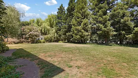Exterior - 15151 Isleton Rd, Isleton, CA 95641 photo 5 of 12