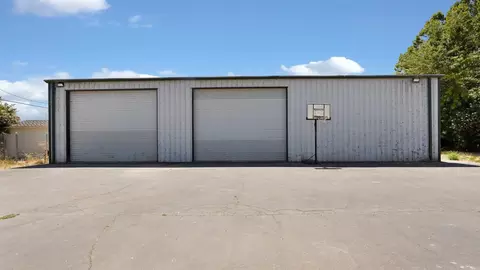 Exterior - 15151 Isleton Rd, Isleton, CA 95641 photo 11 of 12