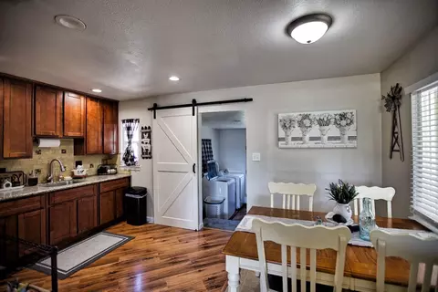 405 Emerson Ave, Modesto, CA 95350 photo 12