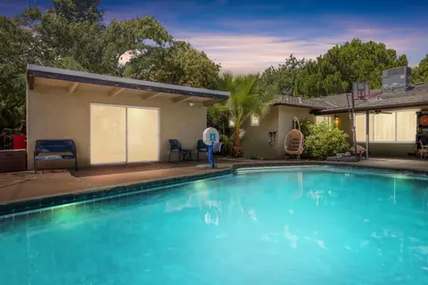 1002 Mount Vernon Dr, Modesto, CA 95350 photo 1