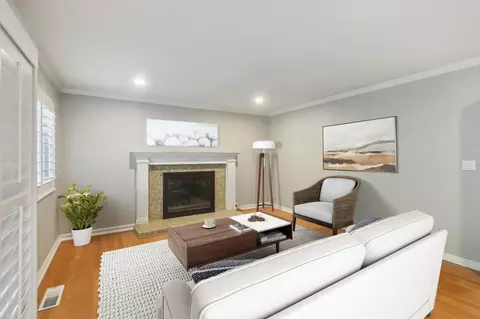 Living - 18950 Edwin Markham Dr, Castro Valley, CA 94552 photo 3 of 6