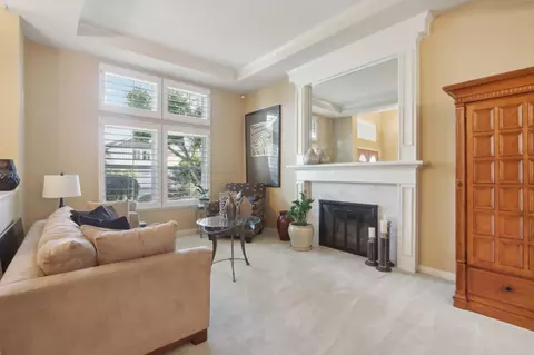 Living - 18950 Edwin Markham Dr, Castro Valley, CA 94552 photo 2 of 6