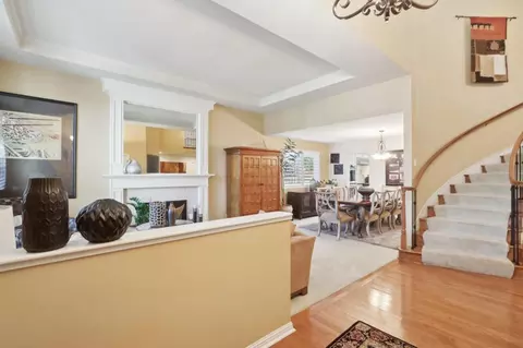Entry Way - 18950 Edwin Markham Dr, Castro Valley, CA 94552 photo 2 of 2